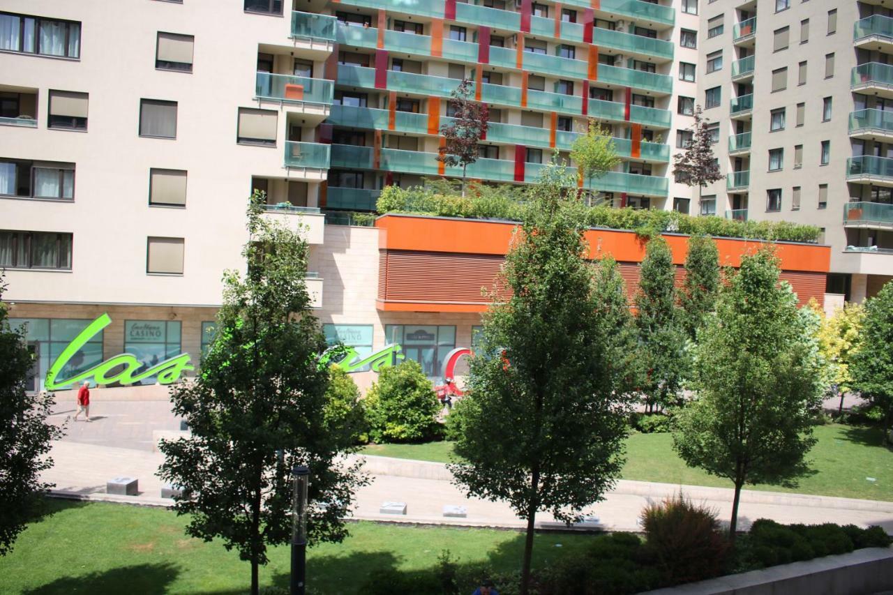 Corvin Holiday Apartments Hotel — Foto 2
